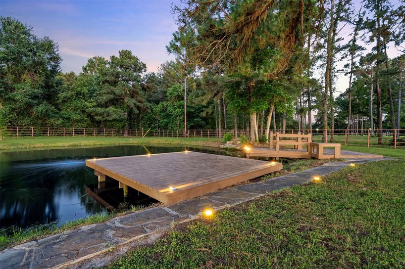 Photo 2 of 25518 Decker Prairie Rosehill Road, Magnolia, TX