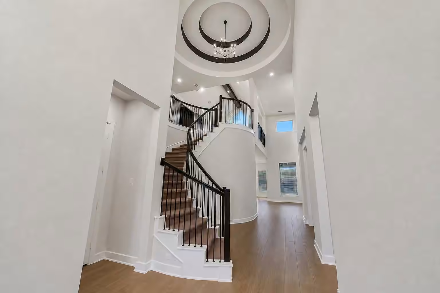 Photo 3 of 9106 Basilica Lane, Manvel, TX