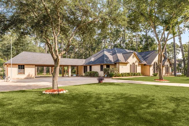 Photo 6 of 7302 Pine Drive, Alvin, TX