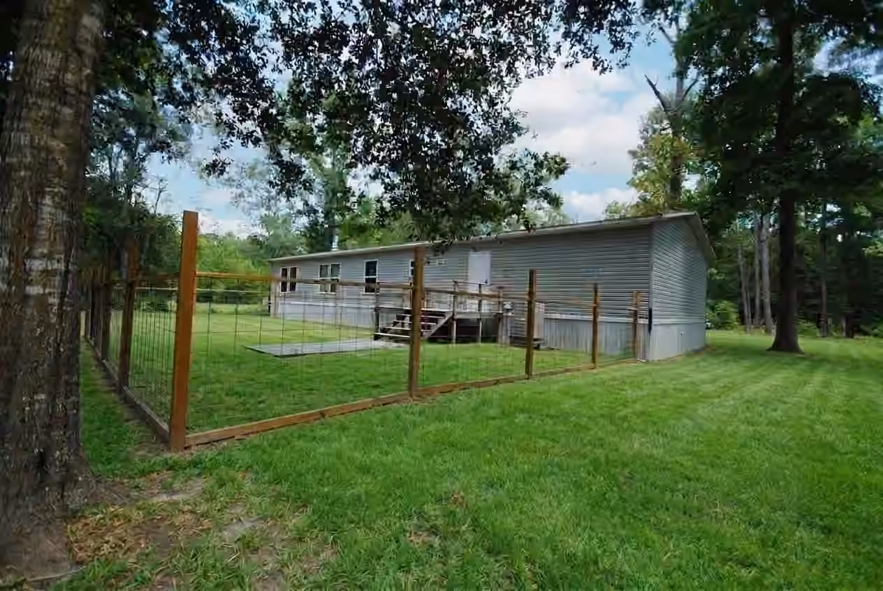 Photo 4 of 12468 Mustang Road, Splendora, TX