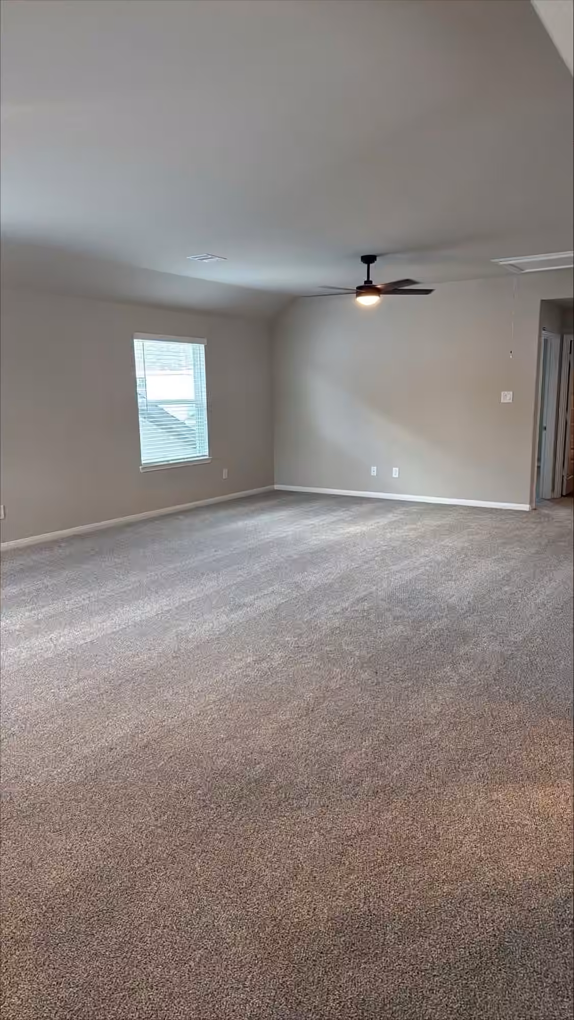 Photo 6 of 2332 Pipefish Drive, Conroe, TX