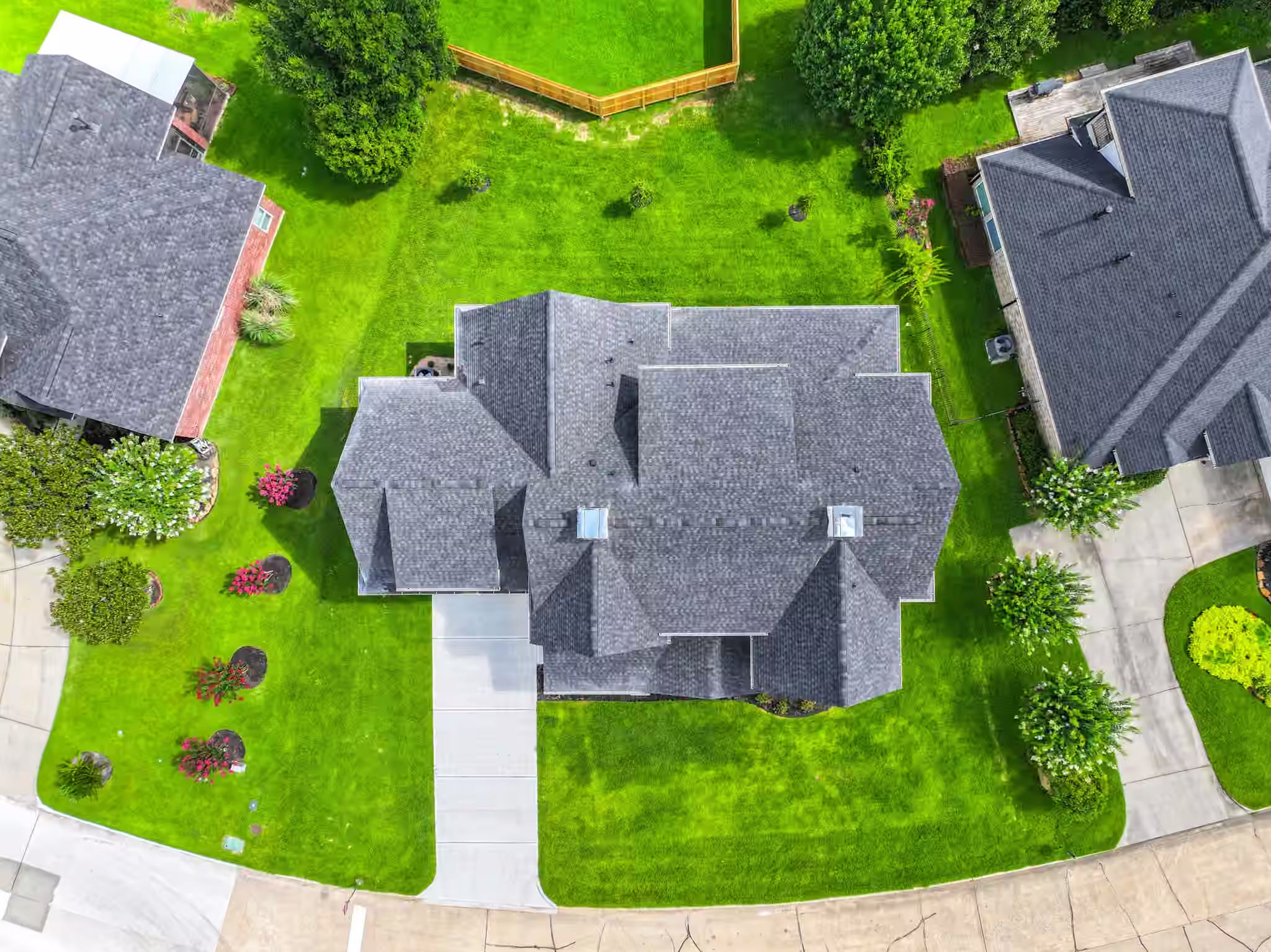Photo 3 of 624 Edgewood, Montgomery, TX