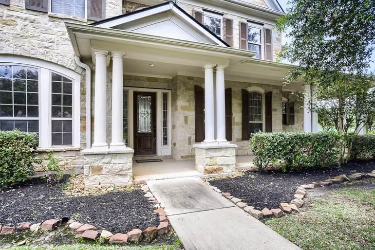 Photo 2 of 5106 Water Oak Crescent, Fulshear, TX
