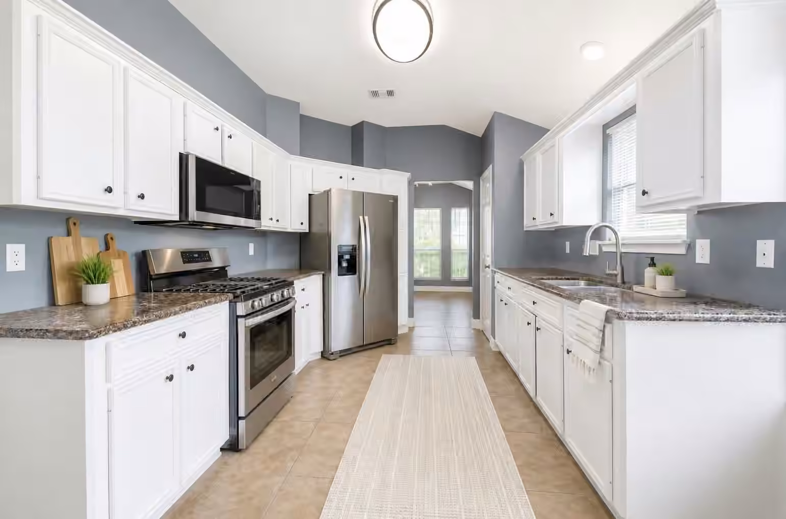 Photo 6 of 718 Saint Edwards Green Drive, Houston, TX