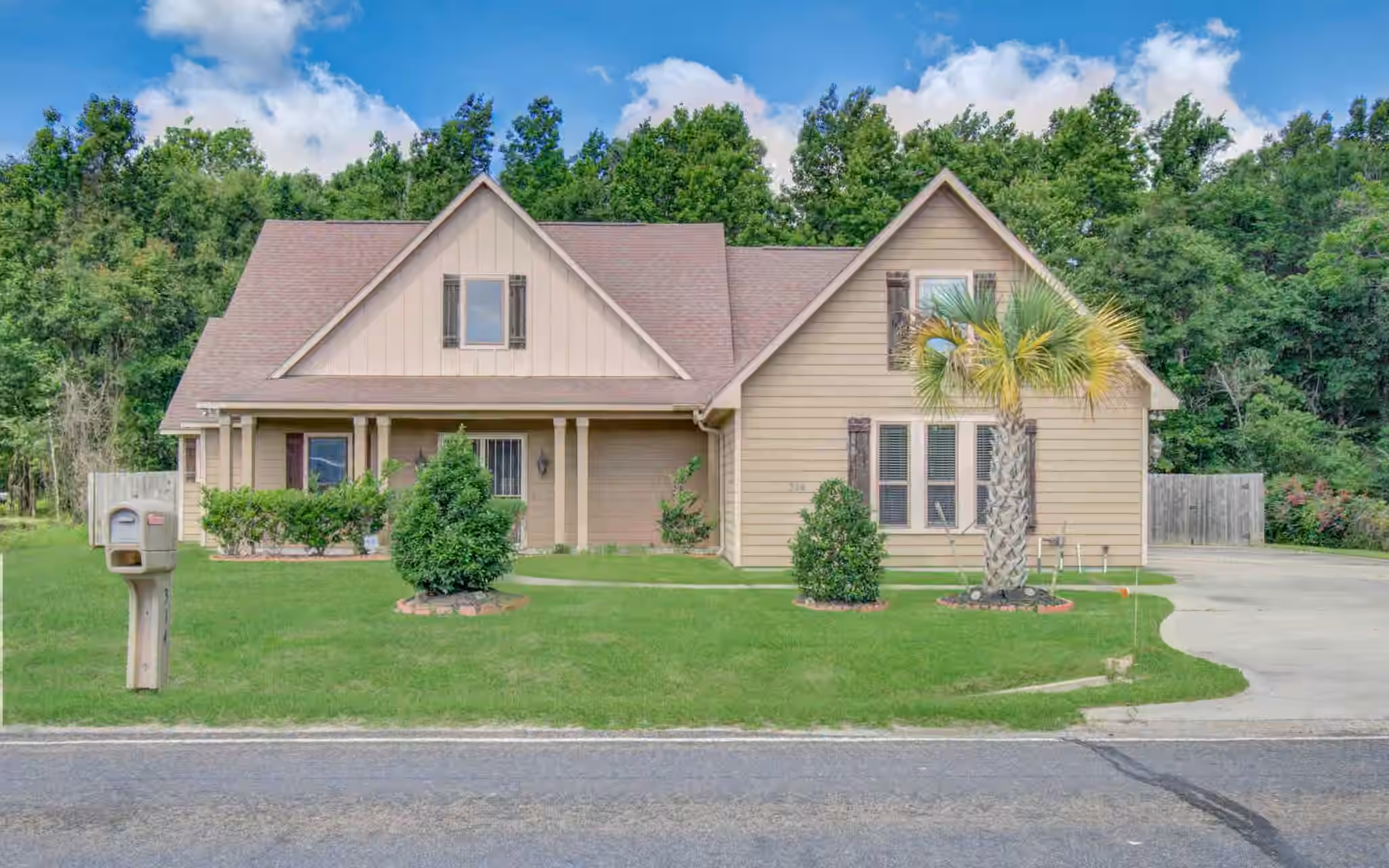Photo of 314 Martin Luther King Street S, Ames, TX