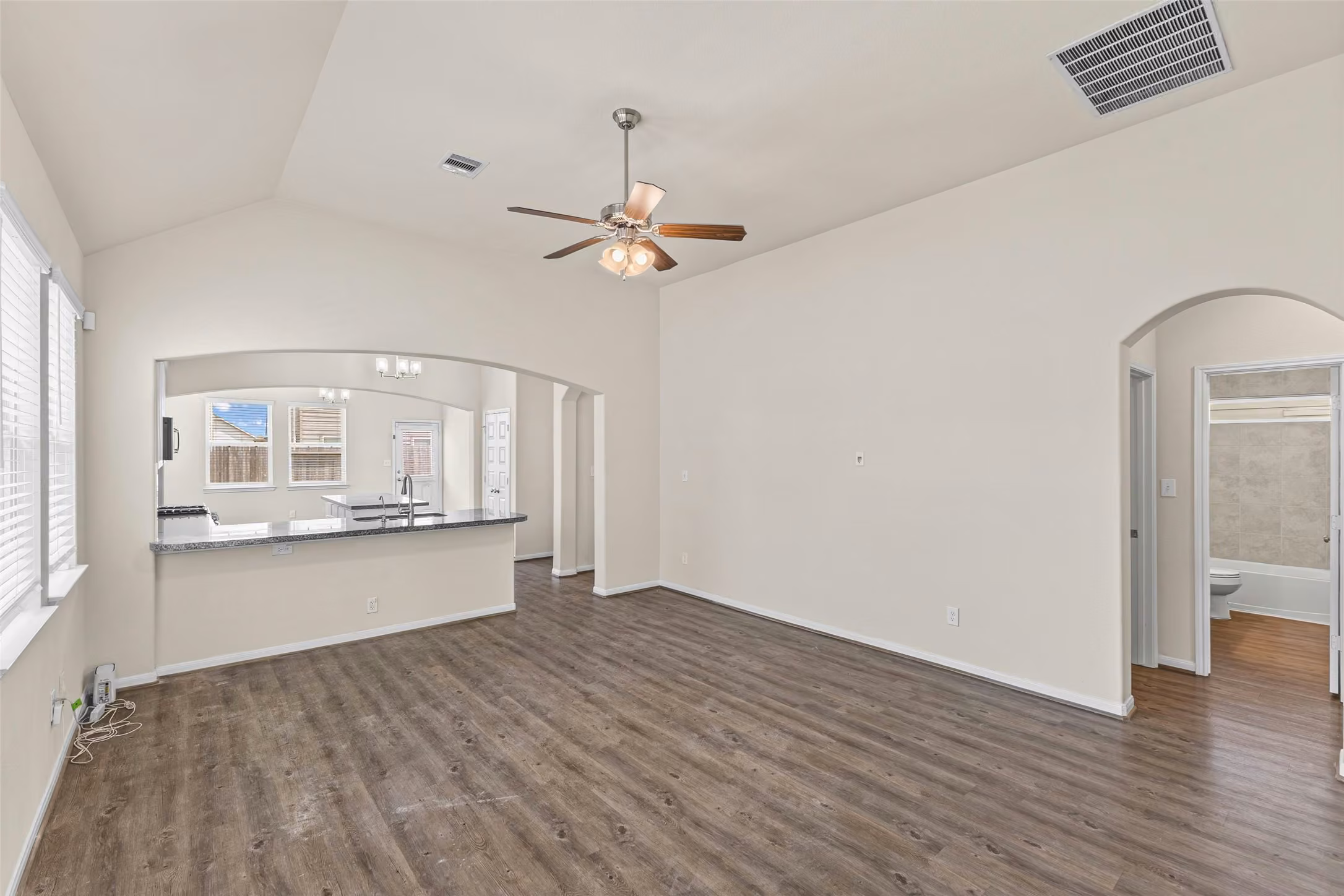Photo 5 of 14223 Couturie Forest TRL Trail, Houston, TX