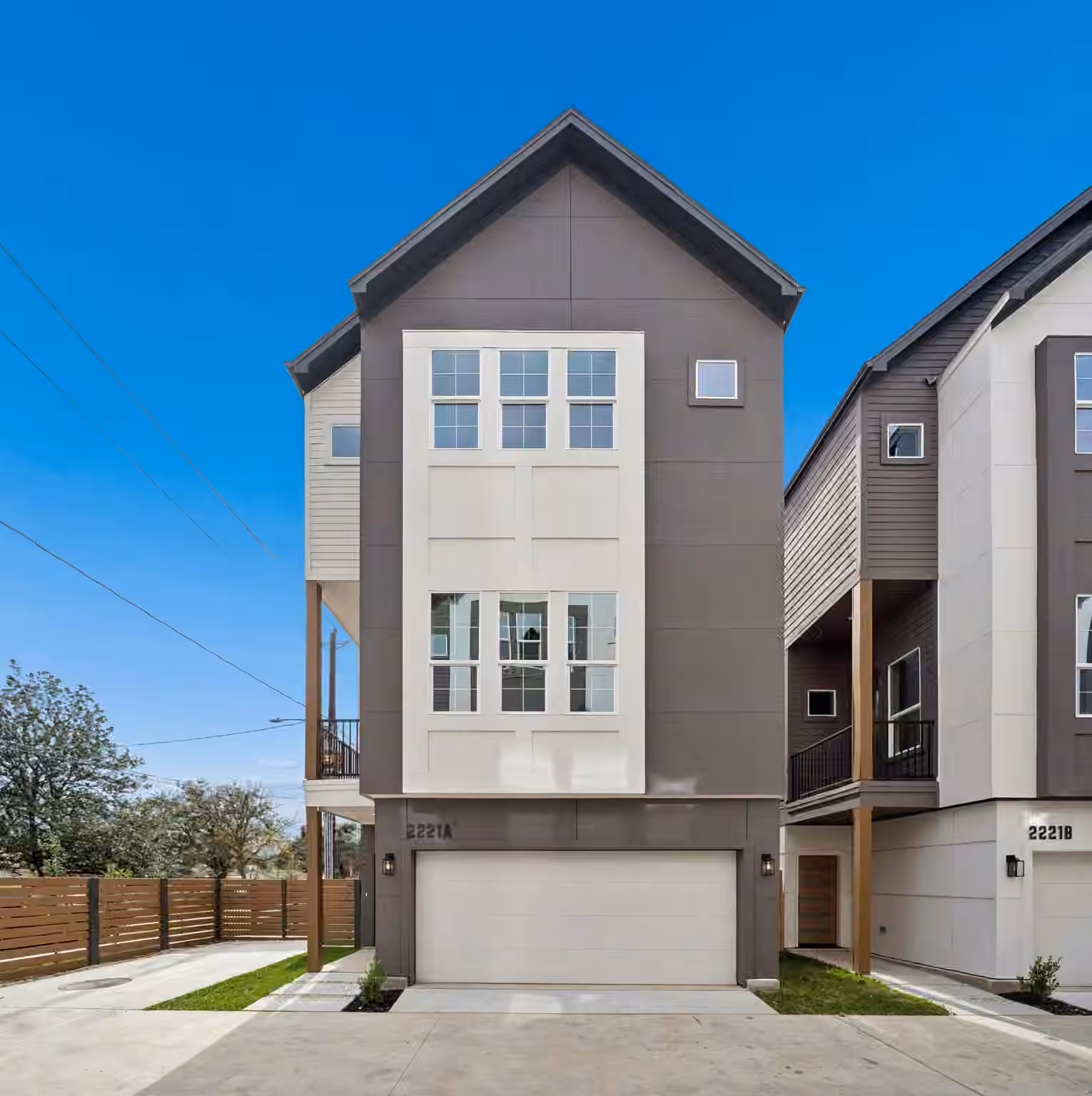 Photo 3 of 2223 Marnel Road C, Houston, TX