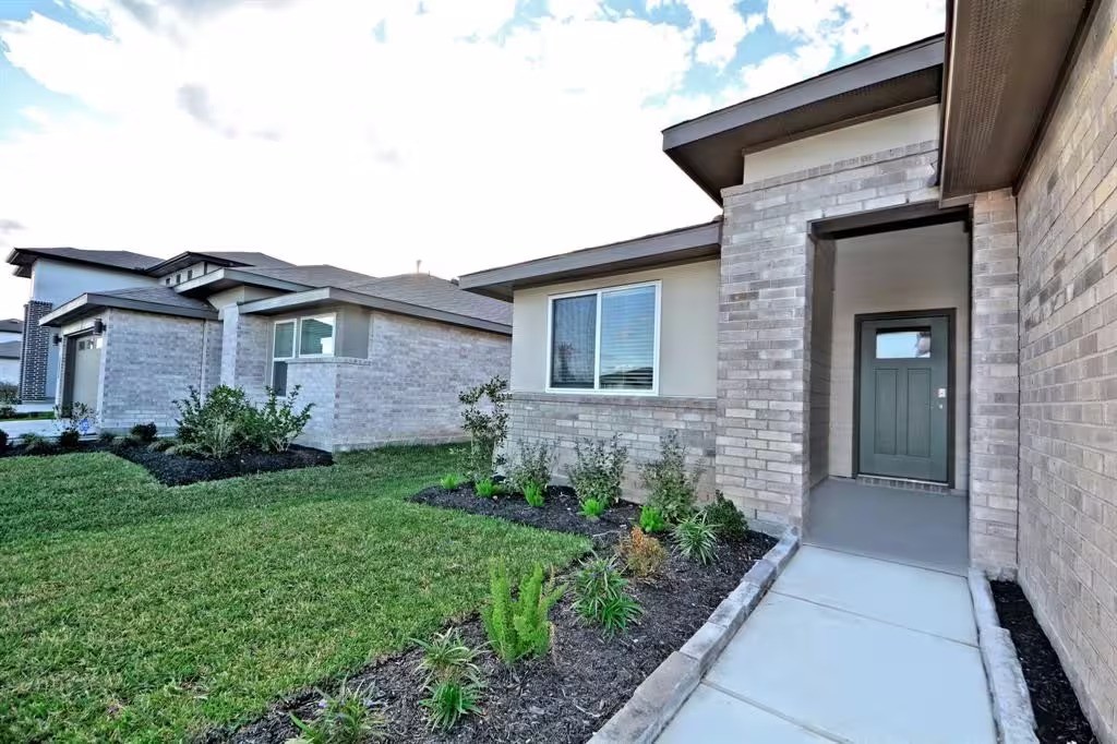Photo 2 of 7703 Rainham Valley Lane, Richmond, TX