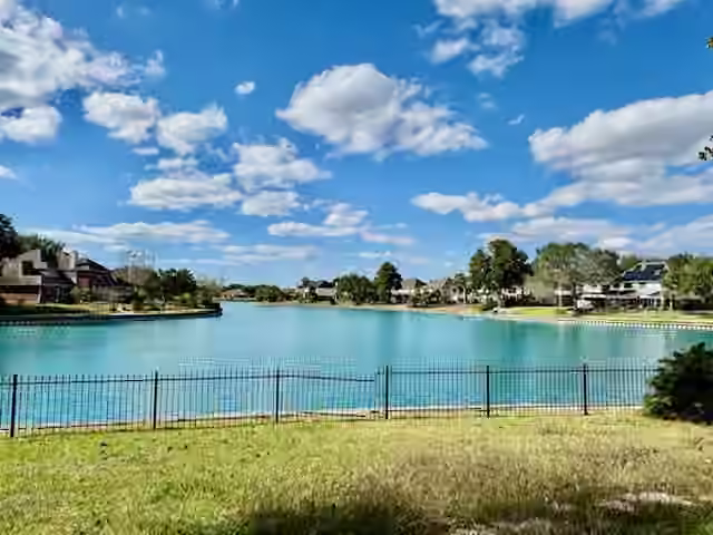 Photo of 6806 Sable River Court, Missouri City, TX