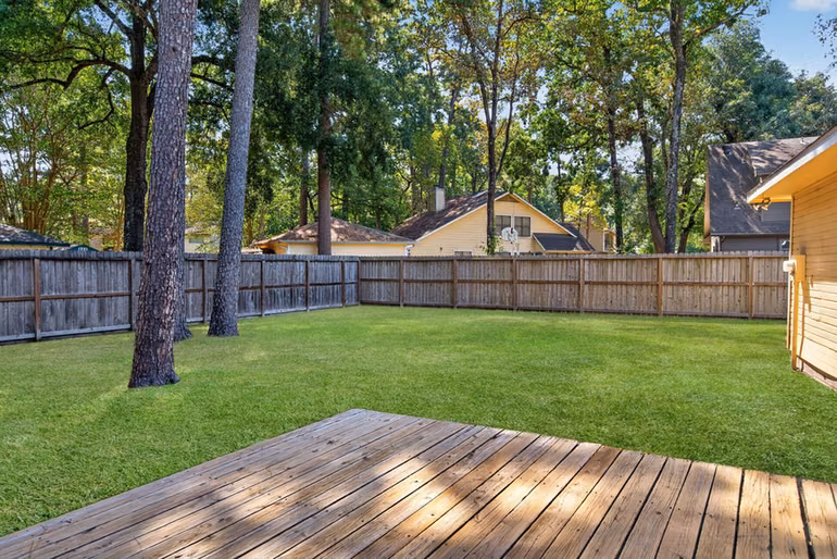 Photo 7 of 4018 Garden Lake Drive, Kingwood, TX