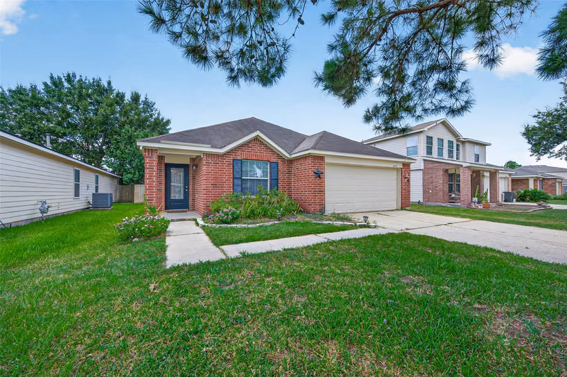 Photo of 24019 Kingbriar Drive, Spring, TX 77373