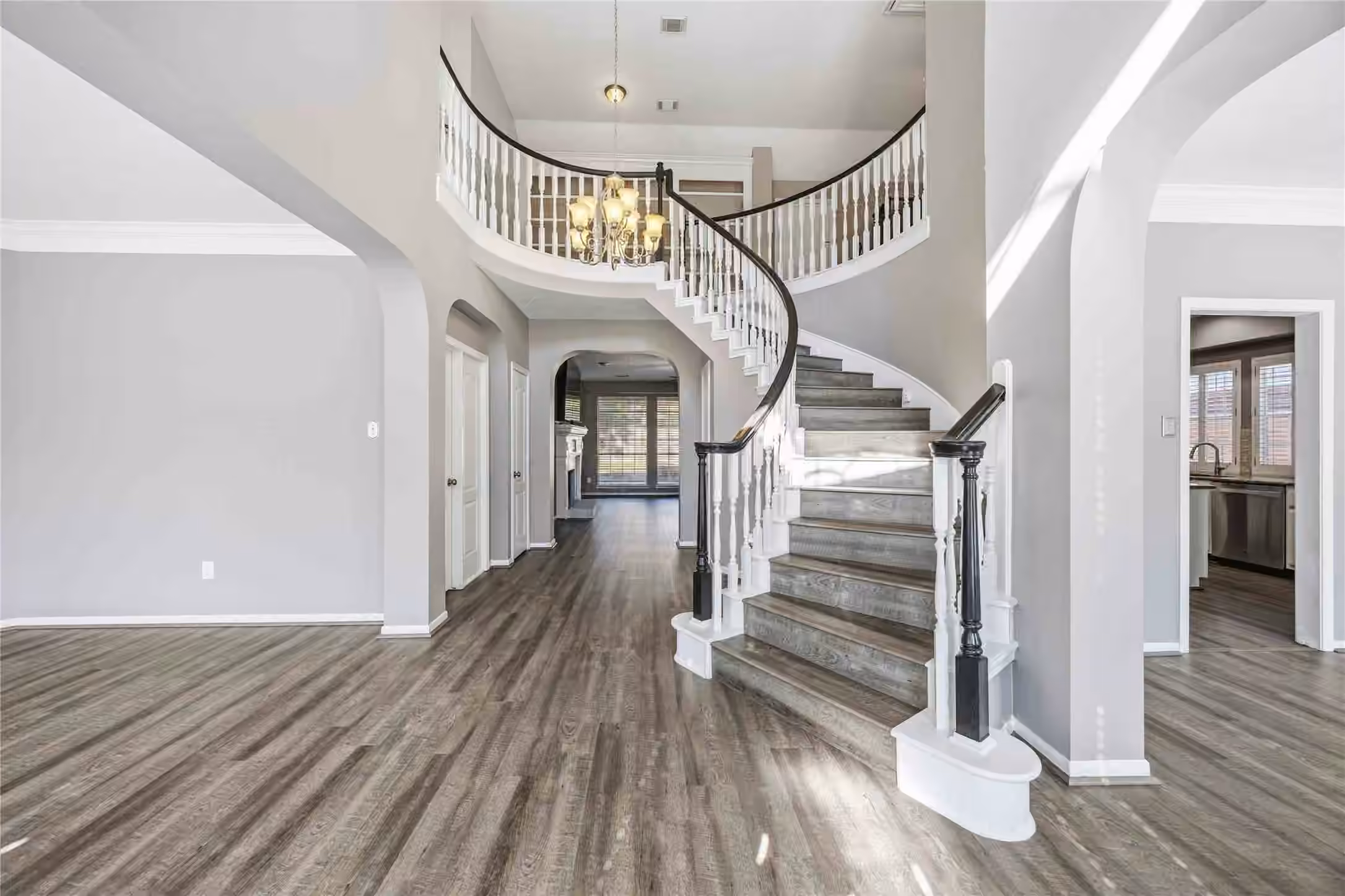Photo 2 of 3610 Walnut Forest Lane, Spring, TX