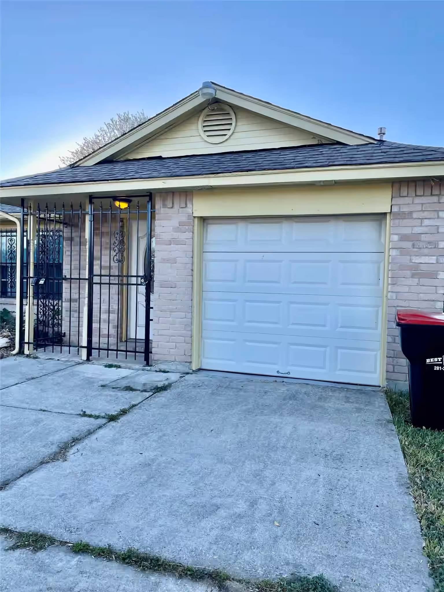 Photo of 11907 E Marsham Circle, Houston, TX