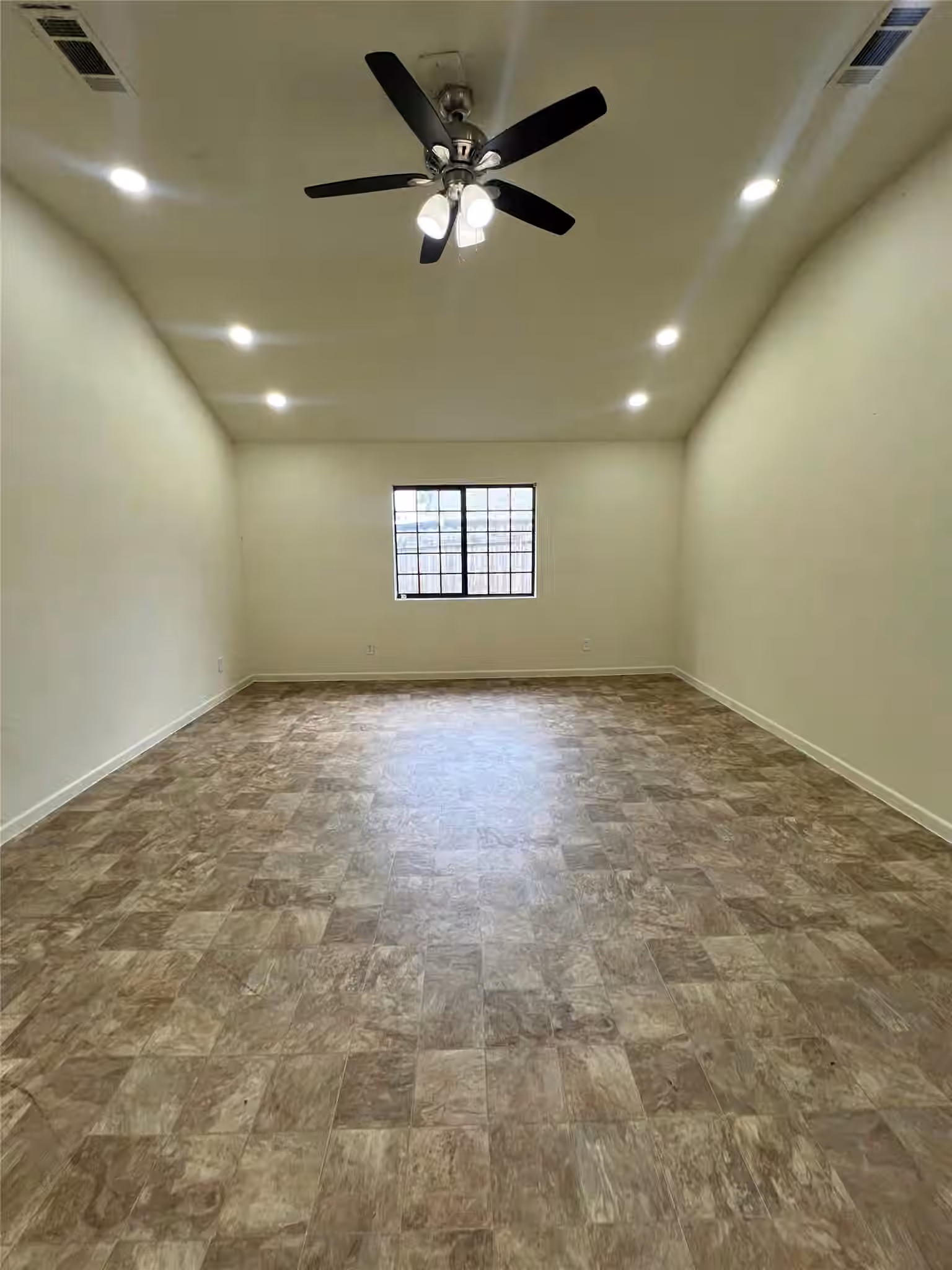 Photo 6 of 6231 Hollow Pines Drive, Houston, TX