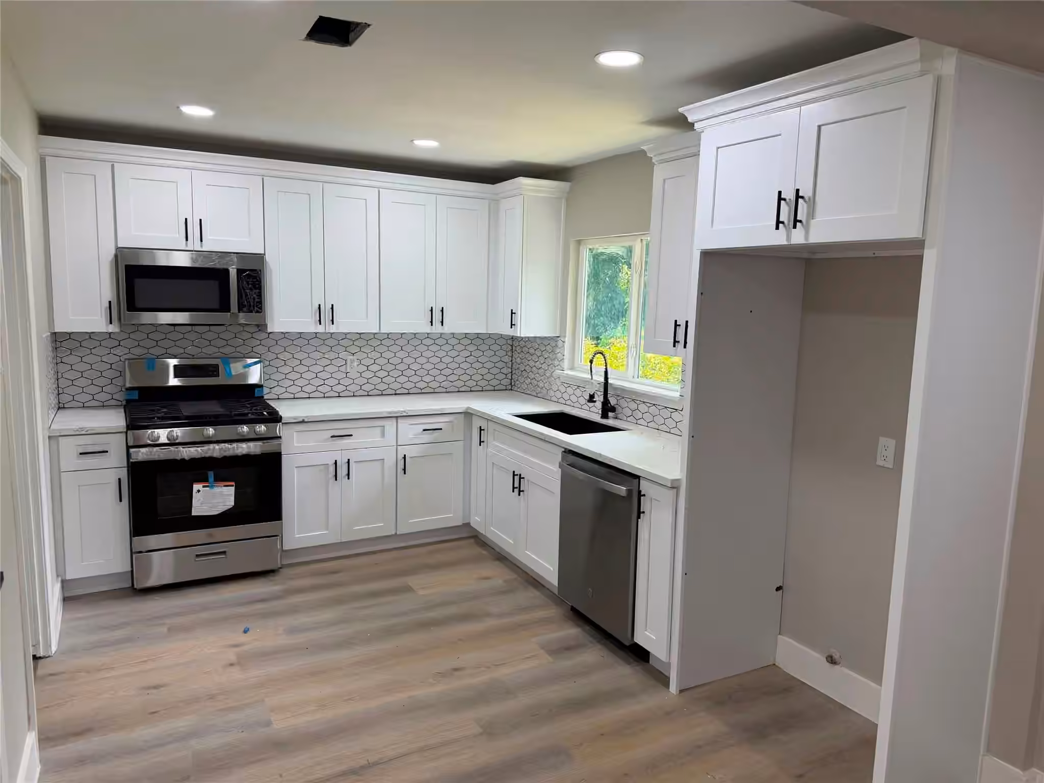 Photo 2 of 6825 Driftwood Street, Houston, TX