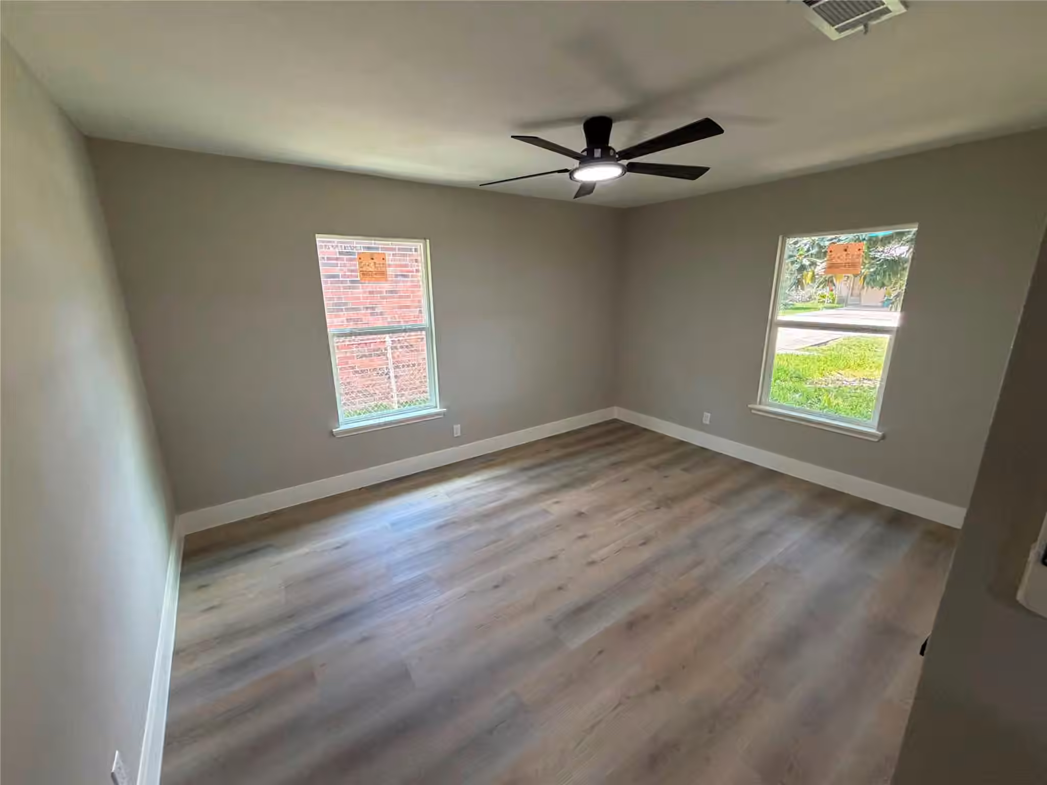 Photo 4 of 6825 Driftwood Street, Houston, TX