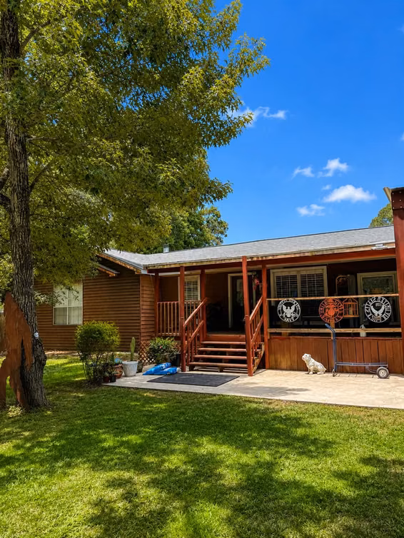 Photo 2 of 154 Woodway Drive, Magnolia, TX