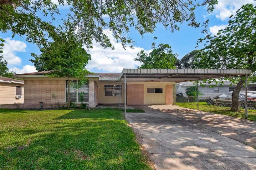 Photo of 5810 Flamingo Drive, Houston, TX