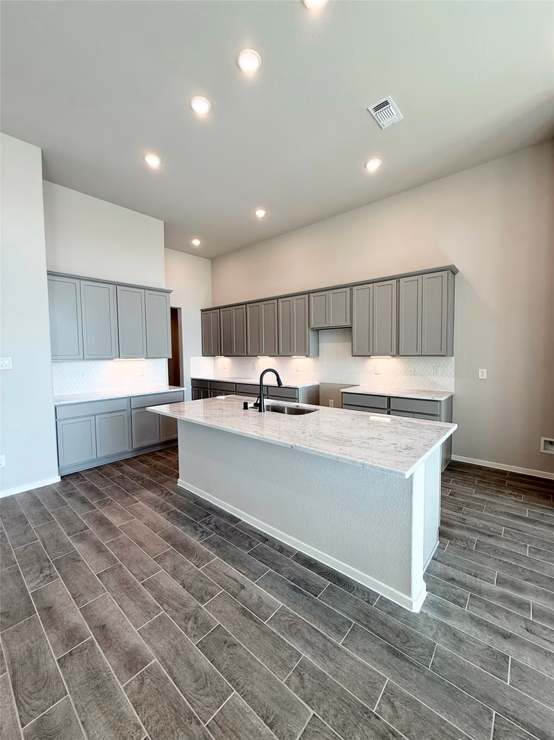 Photo 5 of 1052 Apple Ridge Road, Magnolia, TX