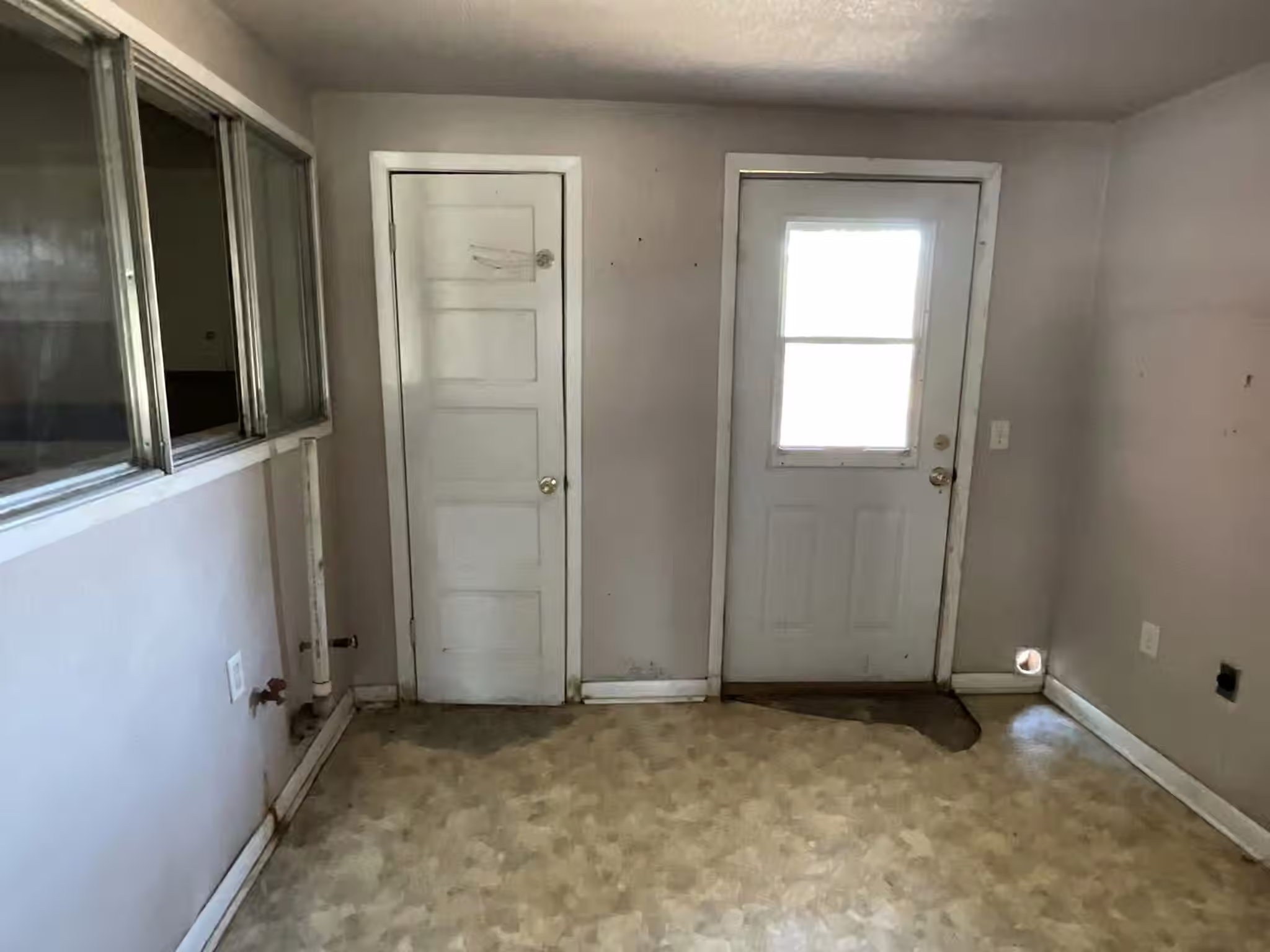 Photo 6 of 1300 Tom Dee Street, Brenham, TX