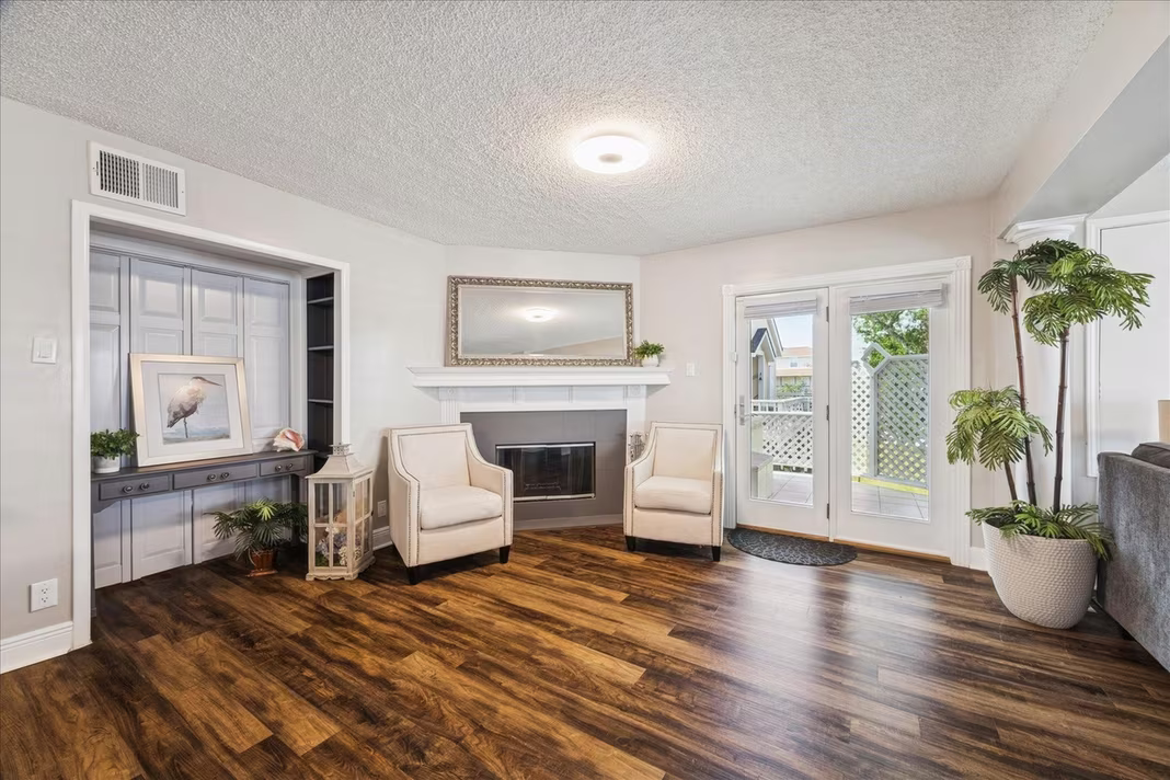 Photo 7 of 1330 Coral Way, Tiki Island, TX