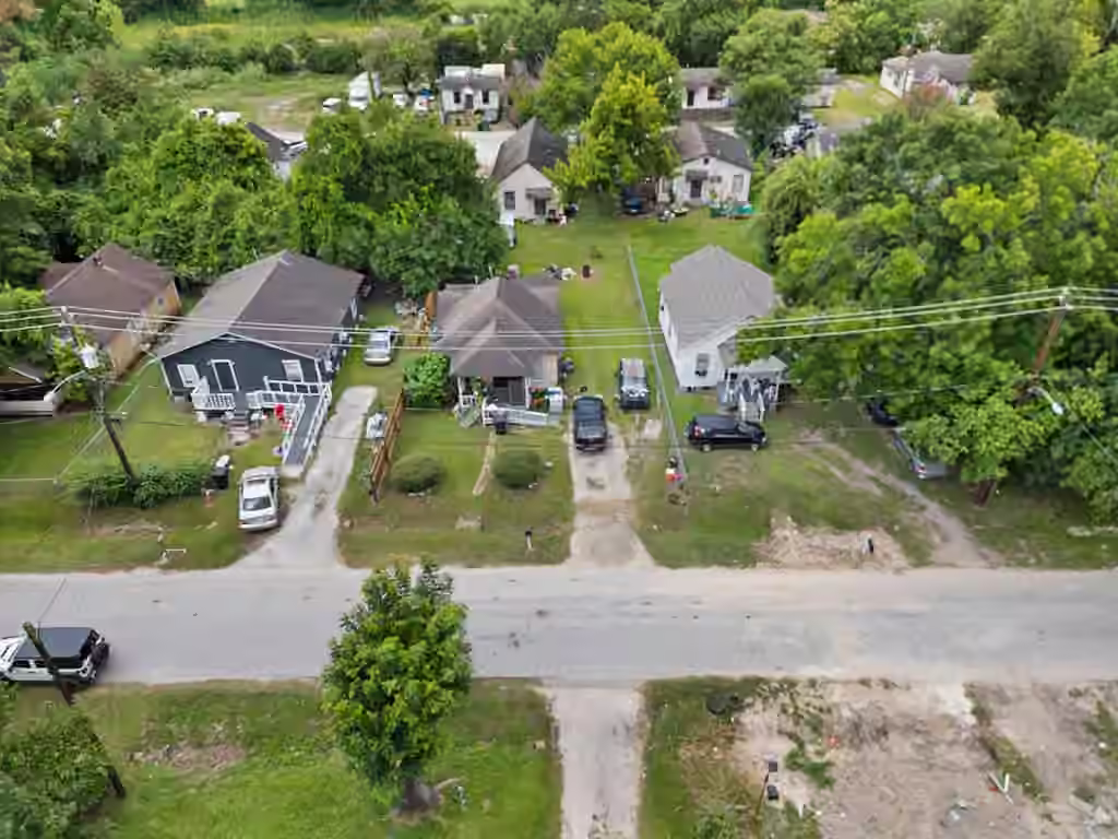 Photo 6 of 7325 Phillips Street, Houston, TX