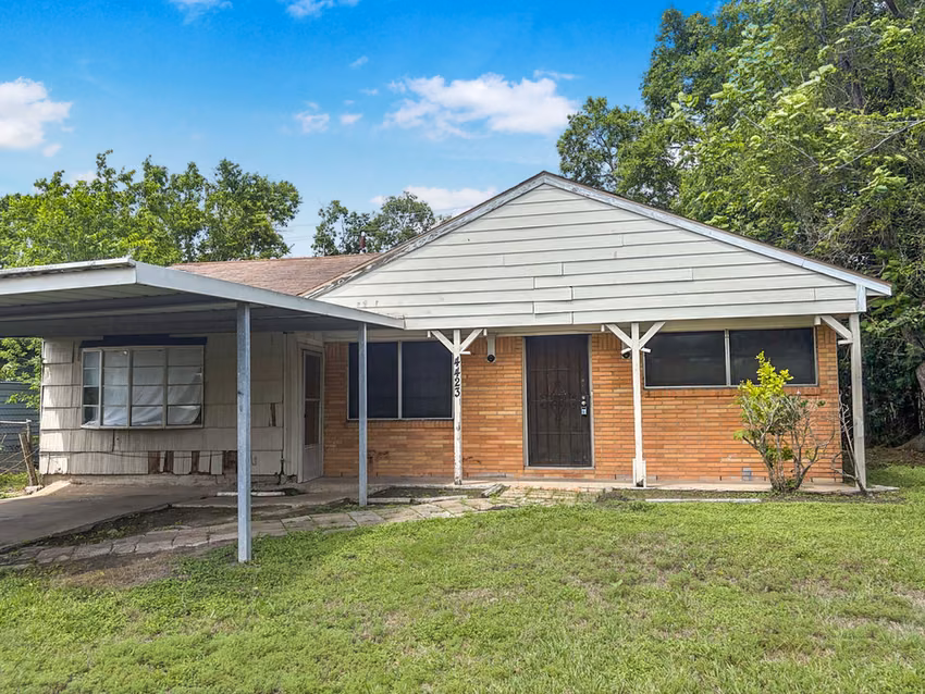 Photo of 4423 Holloway Drive, Houston, TX