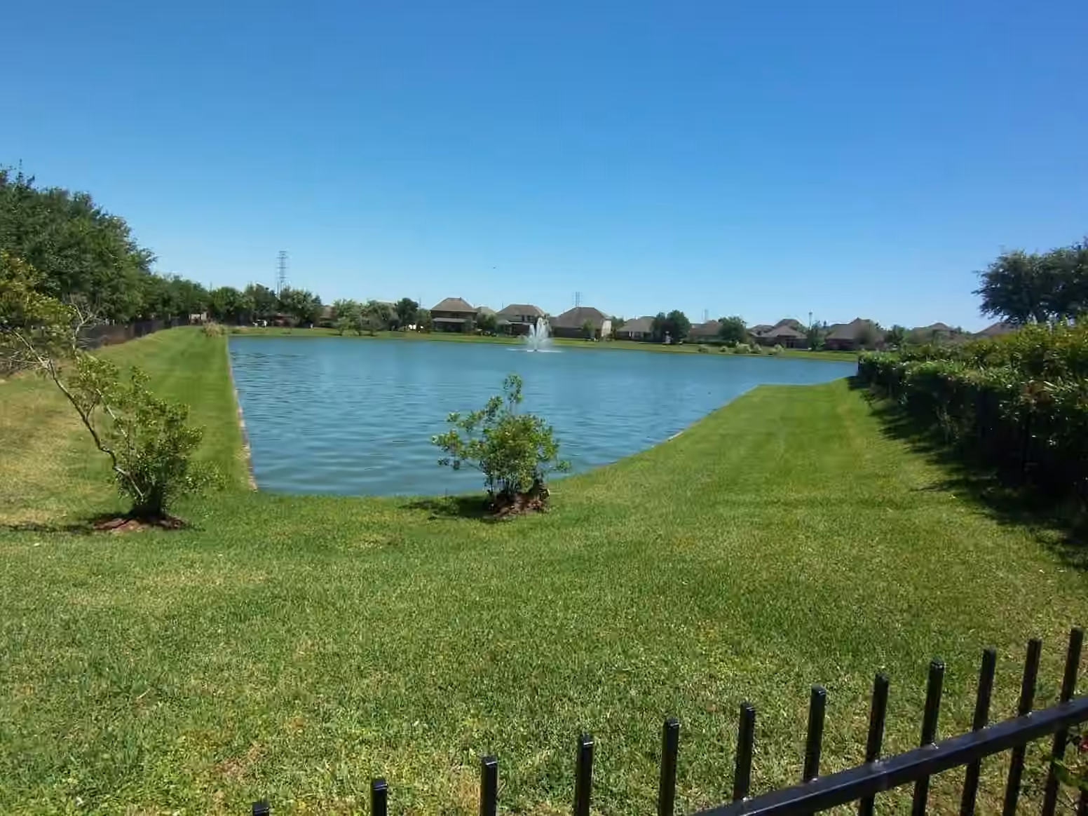 Photo 3 of 25910 N Lakefair Drive, Richmond, TX