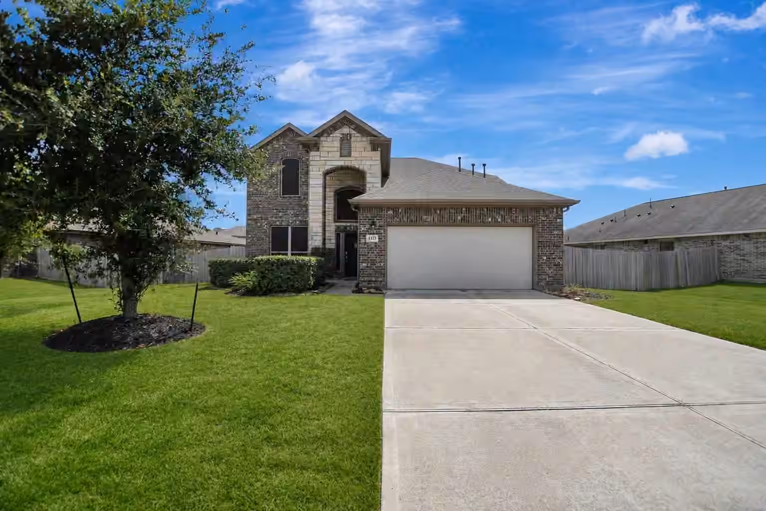 Photo 4 of 4327 Oakdale Mist Drive, Dickinson, TX