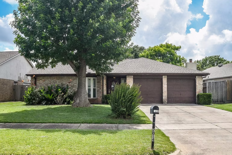 Photo of 2014 First Crossing Boulevard, Sugar Land, TX 77478