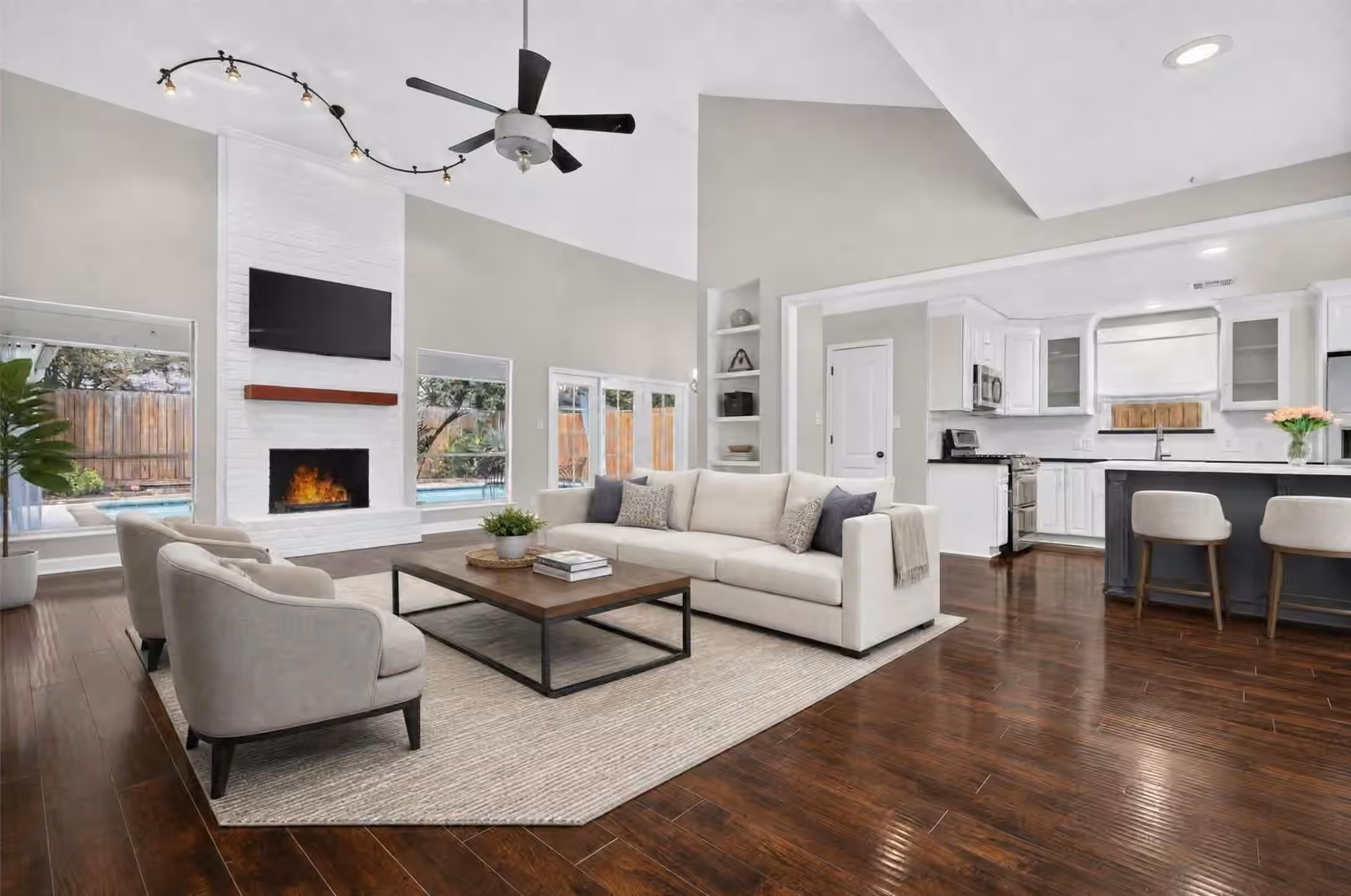 Photo 5 of 14826 Beechmoor Drive, Houston, TX
