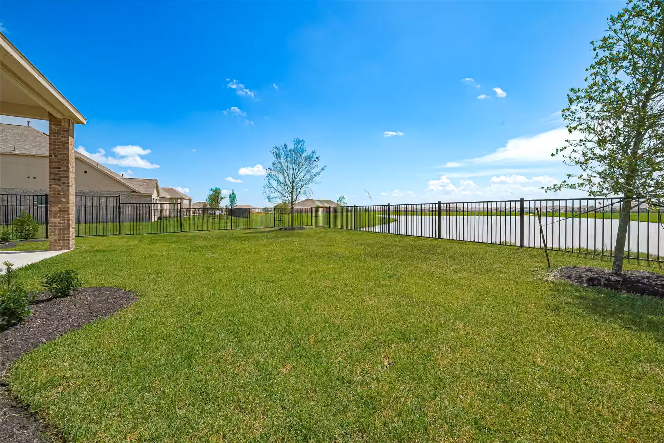 Photo 3 of 3019 Golden Isle Drive, Texas City, TX