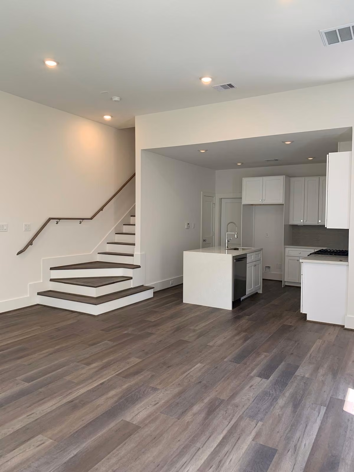 Photo 4 of 7506 Carver Road B, Houston, TX