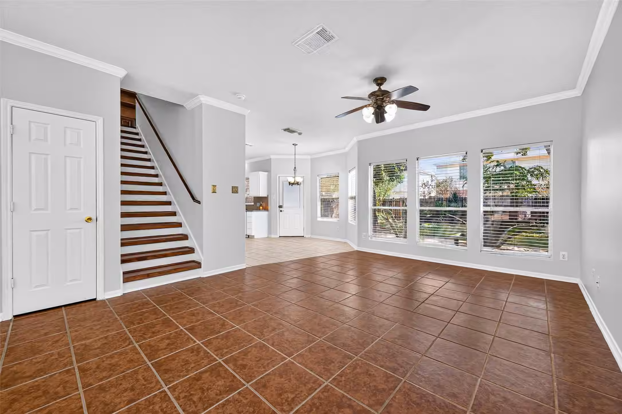 Photo 7 of 18439 Alemarble Oak Street, Cypress, TX