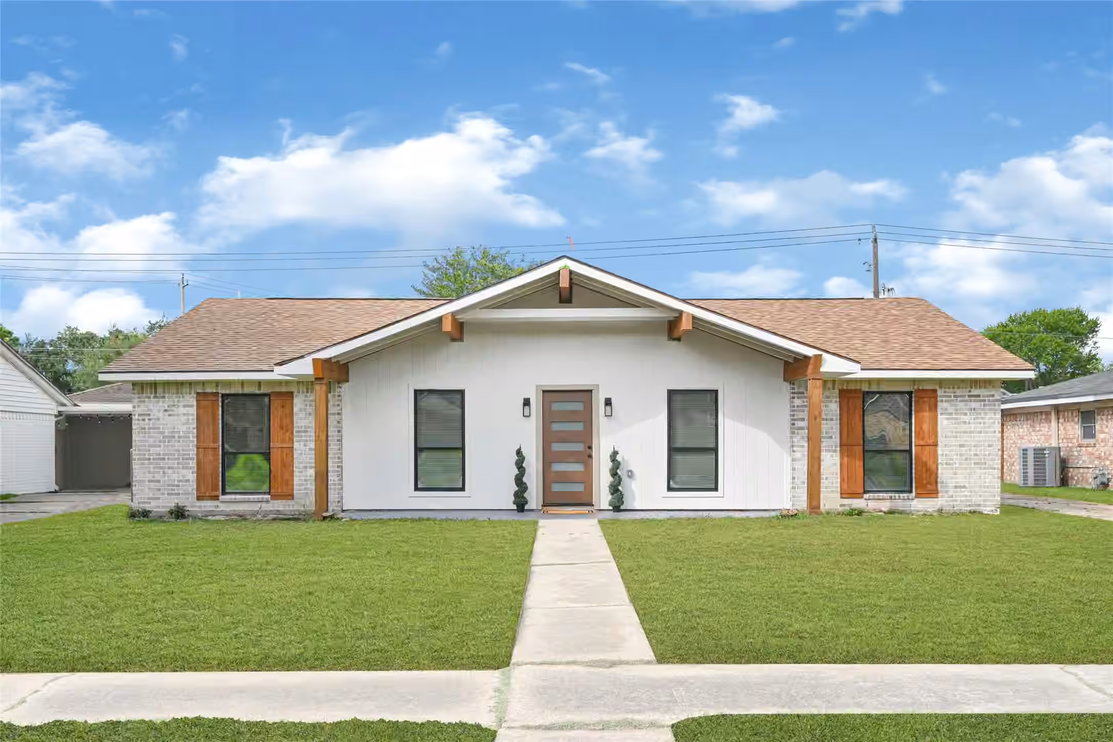 Photo of 11102 Sagecanyon Drive, Houston, TX 77089