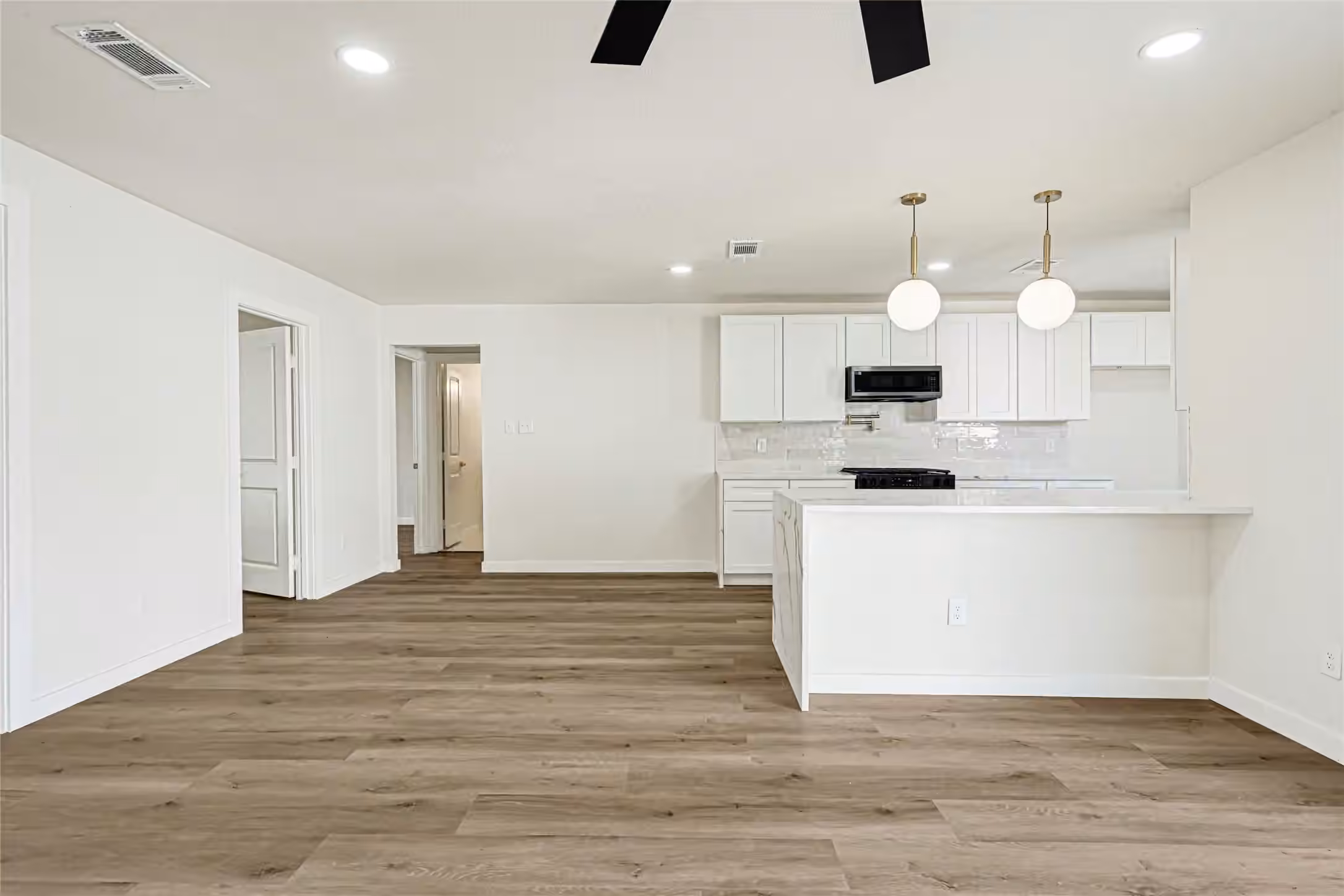 Photo 6 of 11102 Sagecanyon Drive, Houston, TX