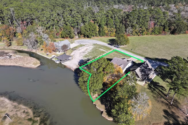 Photo 4 of 14 Wildwood Lake Dr, Huntsville, TX