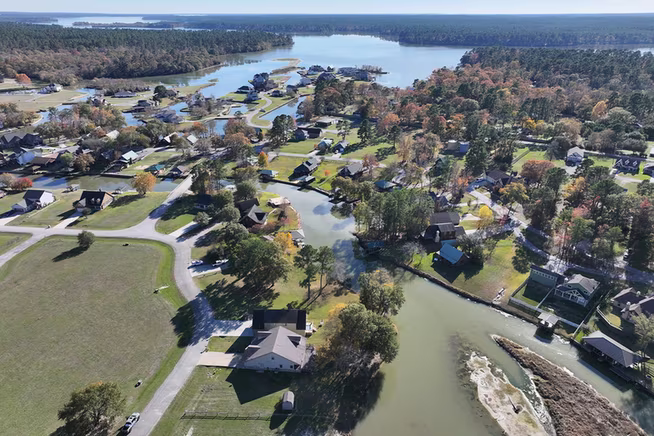 Photo 5 of 14 Wildwood Lake Dr, Huntsville, TX
