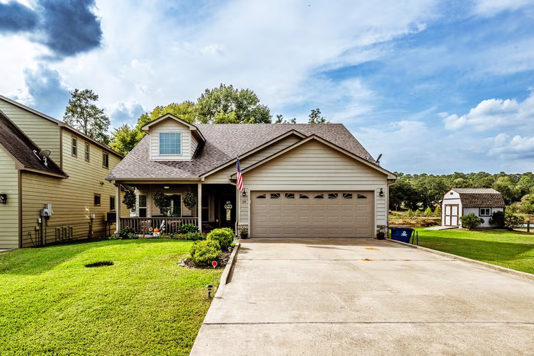 Photo 6 of 14 Wildwood Lake Dr, Huntsville, TX
