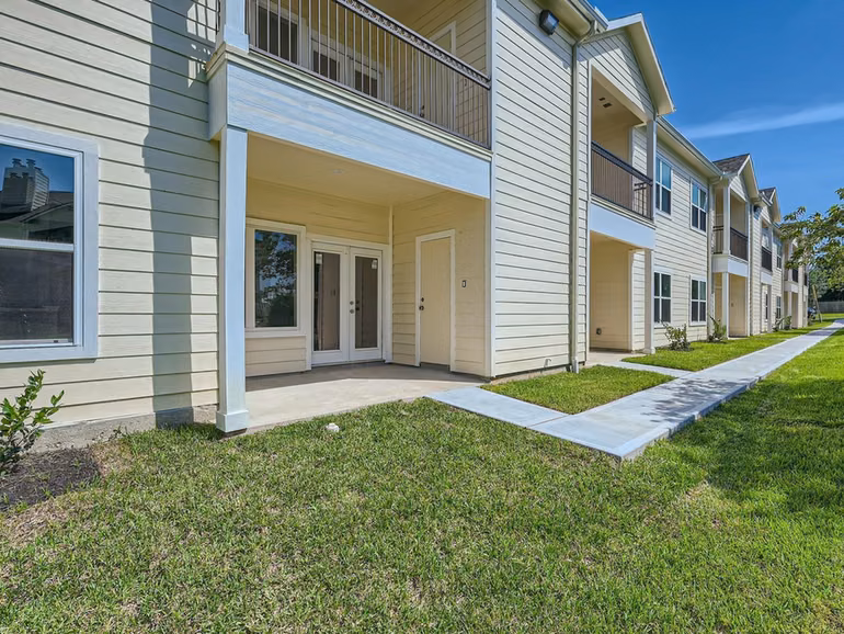 Photo of 12565 Melville Drive 326, Montgomery, TX 77356