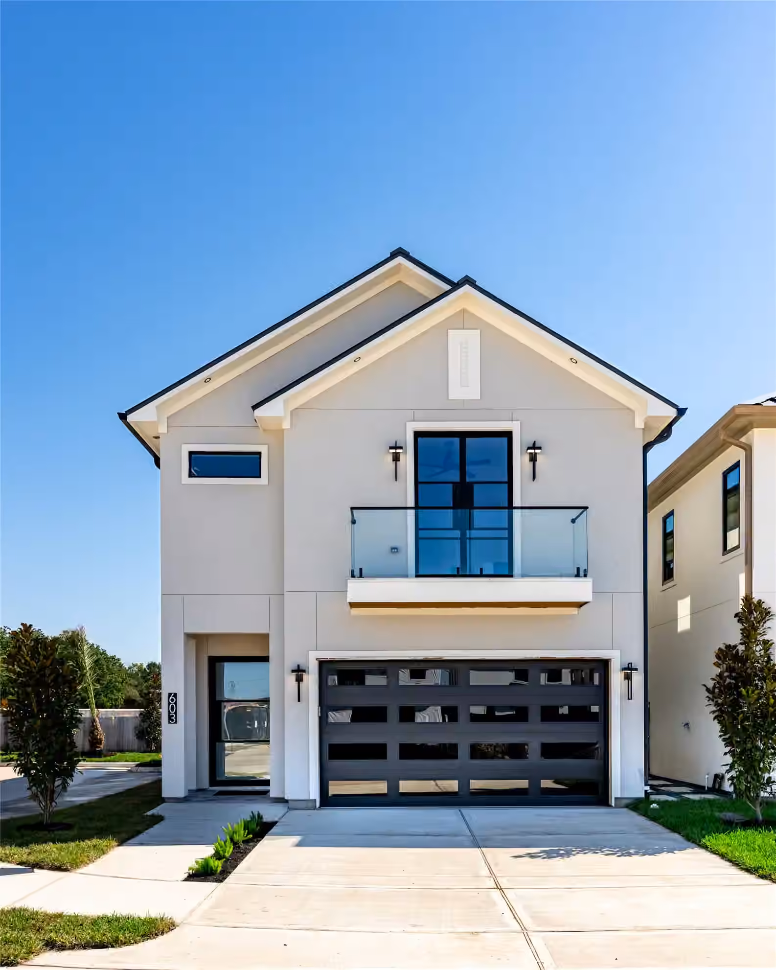 Photo 2 of 603 Rolling Oaks, Stafford, TX