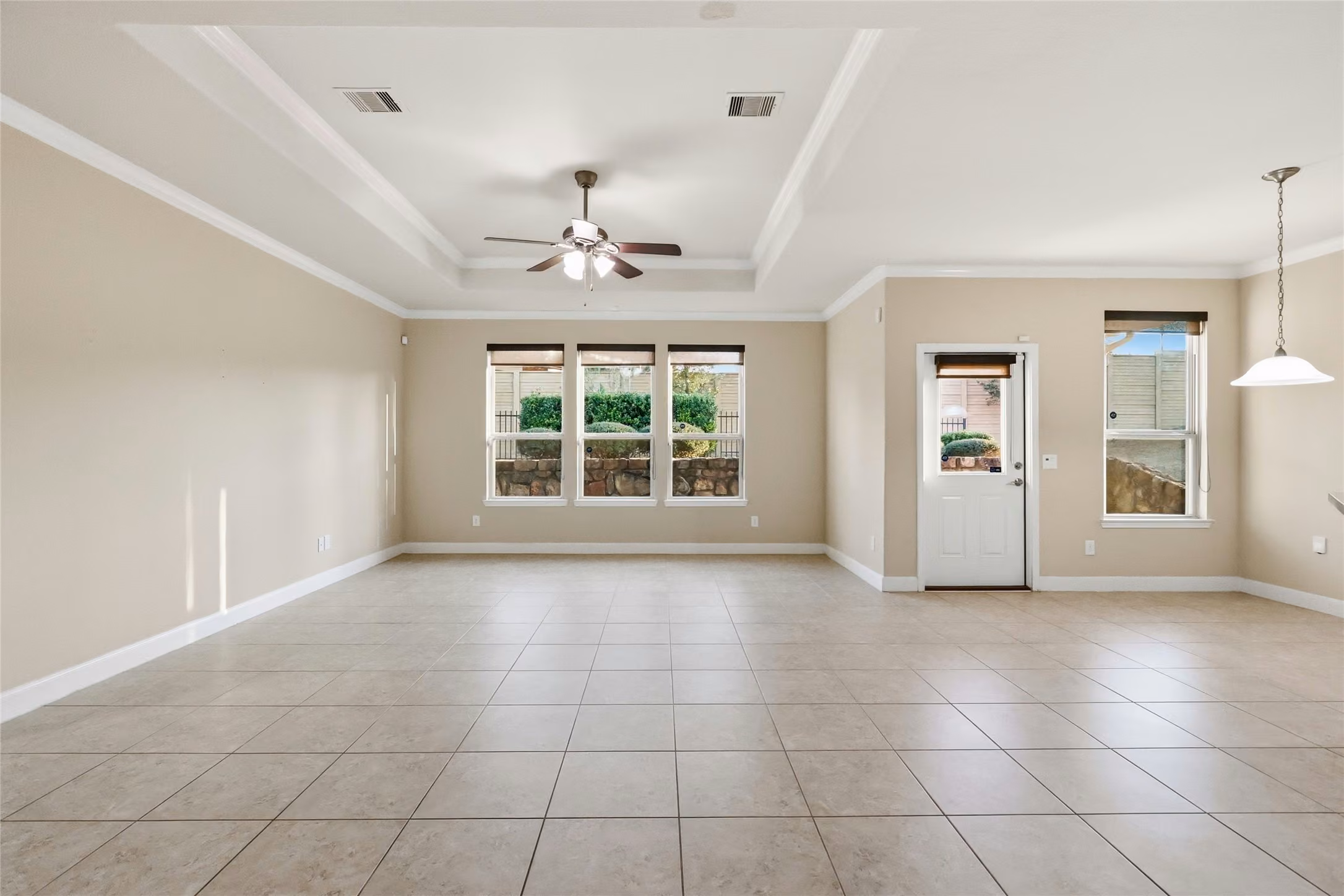 Photo 5 of 3263 Persimmon Grove, Richmond, TX