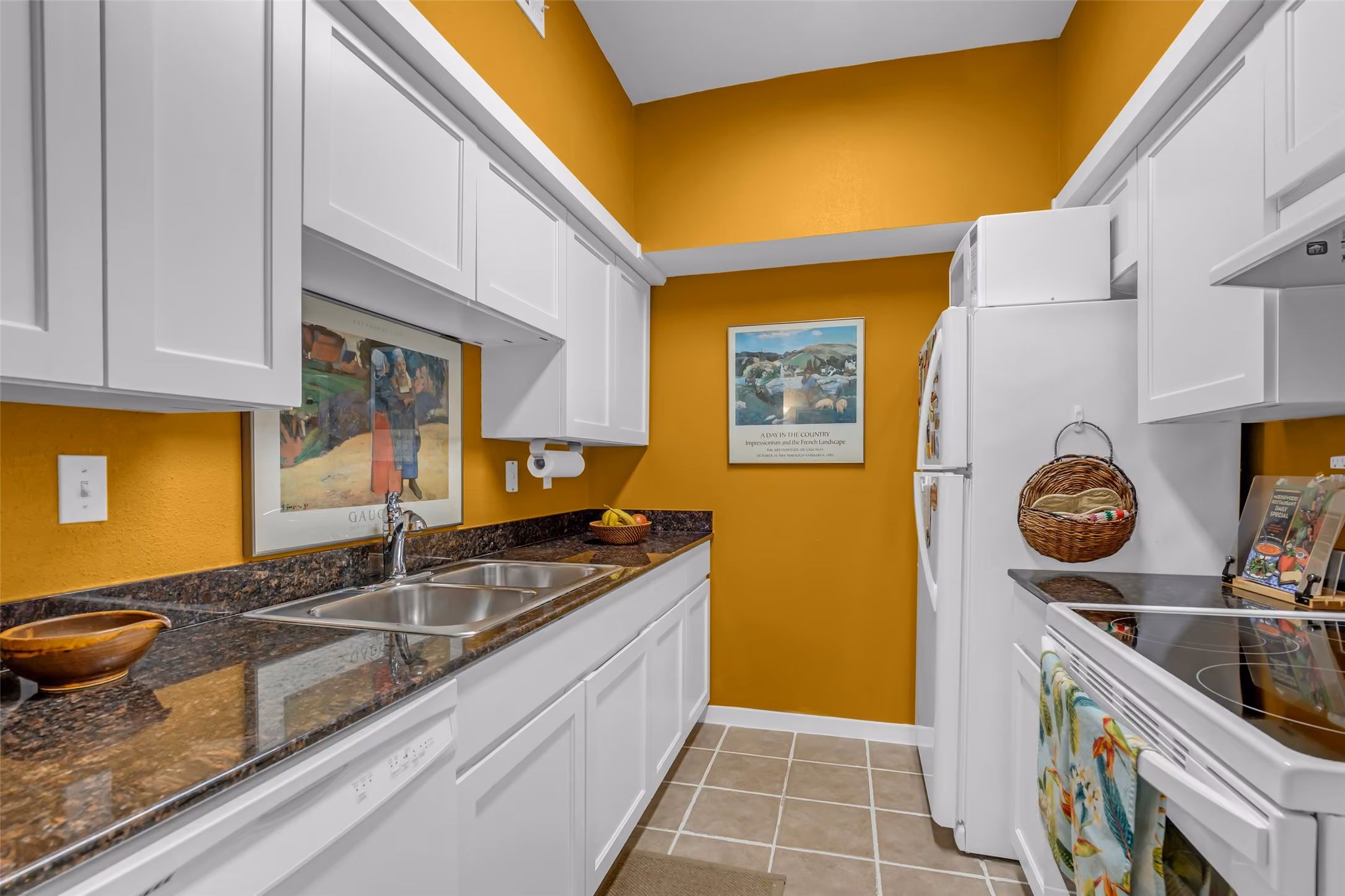 Photo 5 of 4041 Drake Street 212, Houston, TX