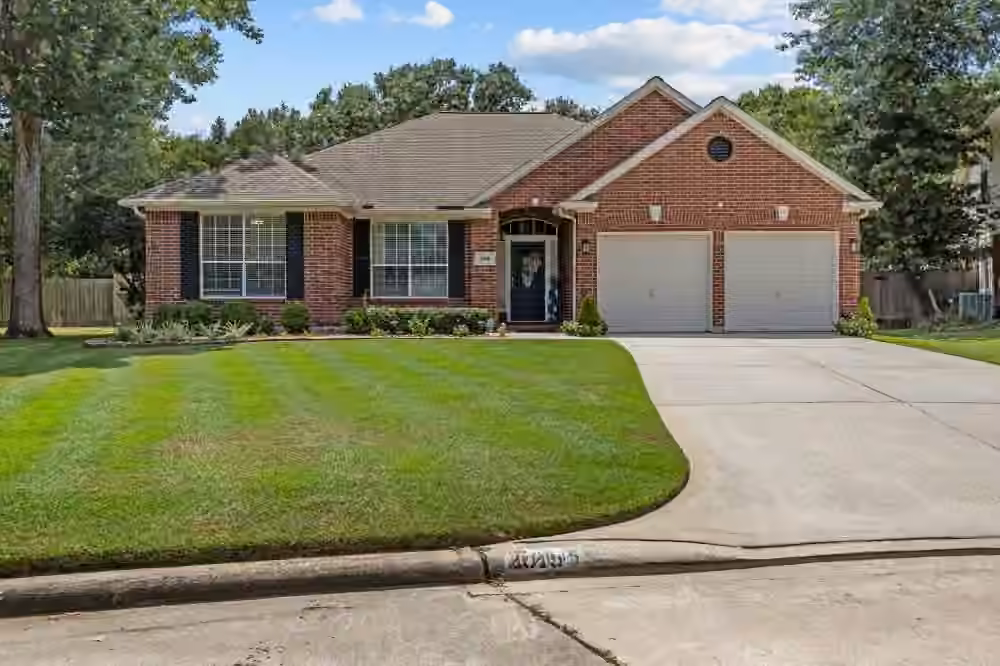 Photo of 2015 E Trail Water Court, Houston, TX 77339