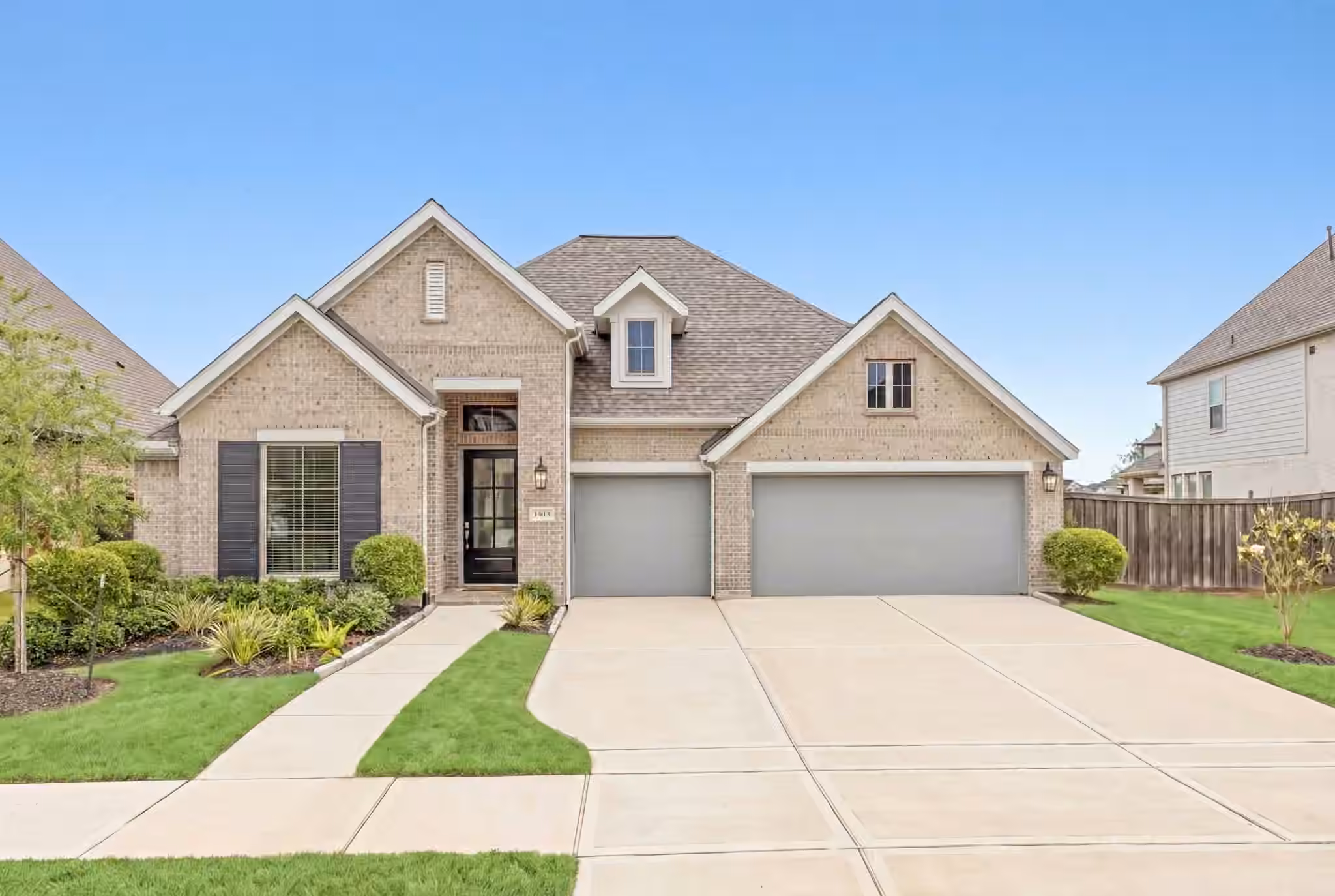 Photo of 11814 Bush Tail Court, Mont Belvieu, TX 77523