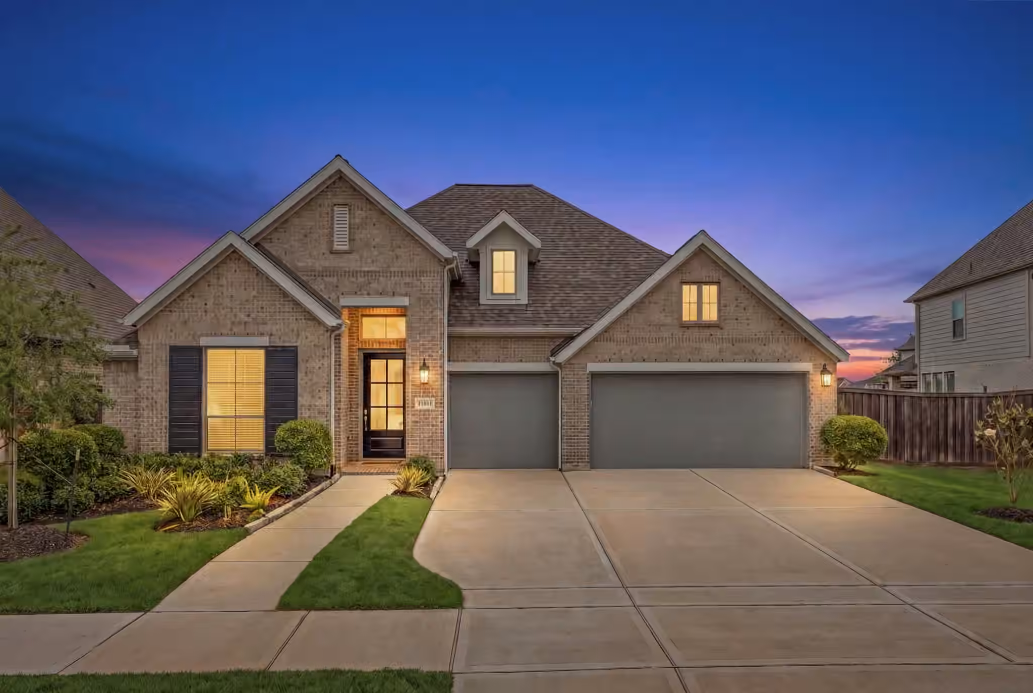 Photo 2 of 11814 Bush Tail Court, Mont Belvieu, TX