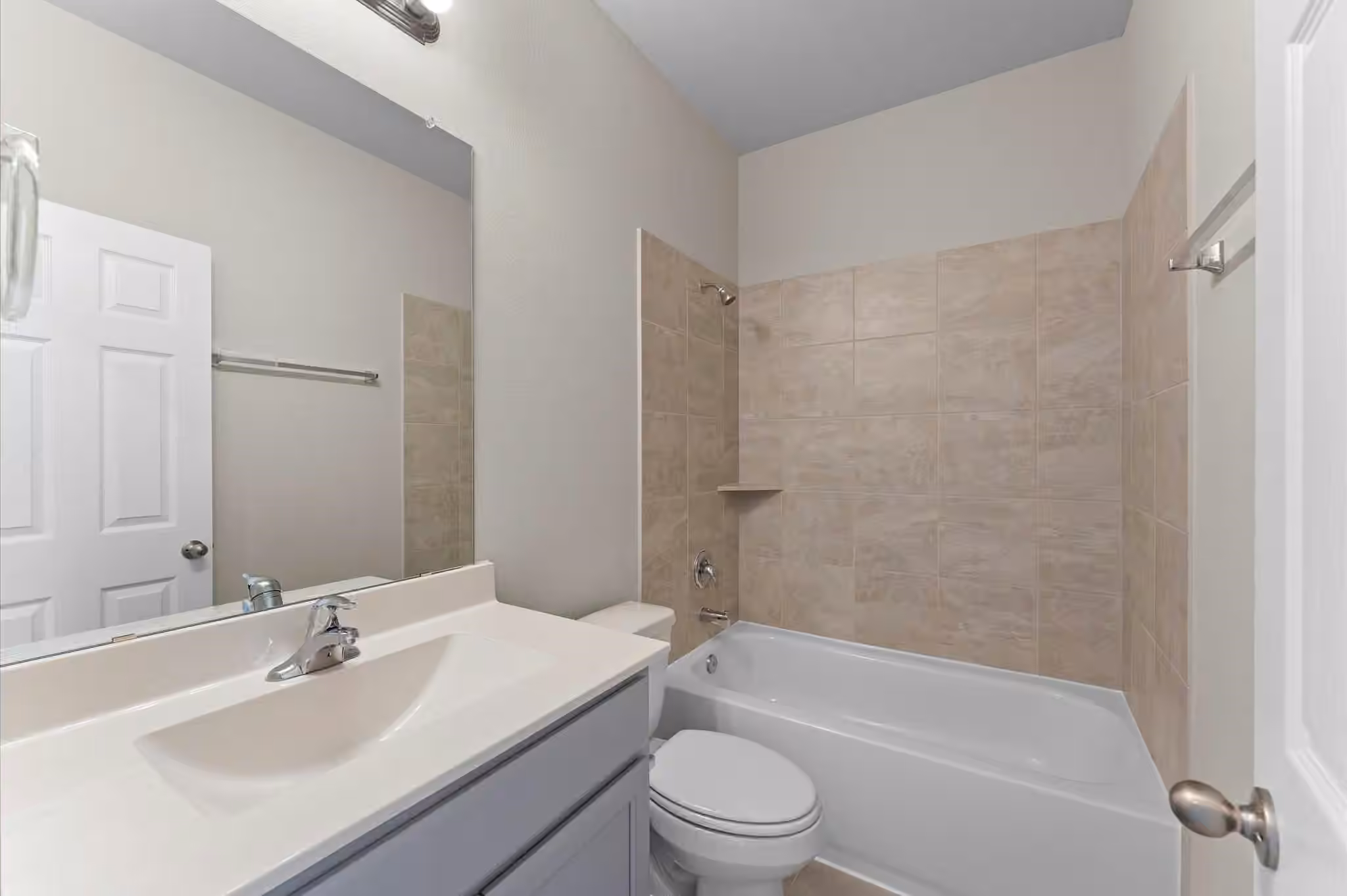 Photo 3 of 1364 Mixander Way, La Porte, TX