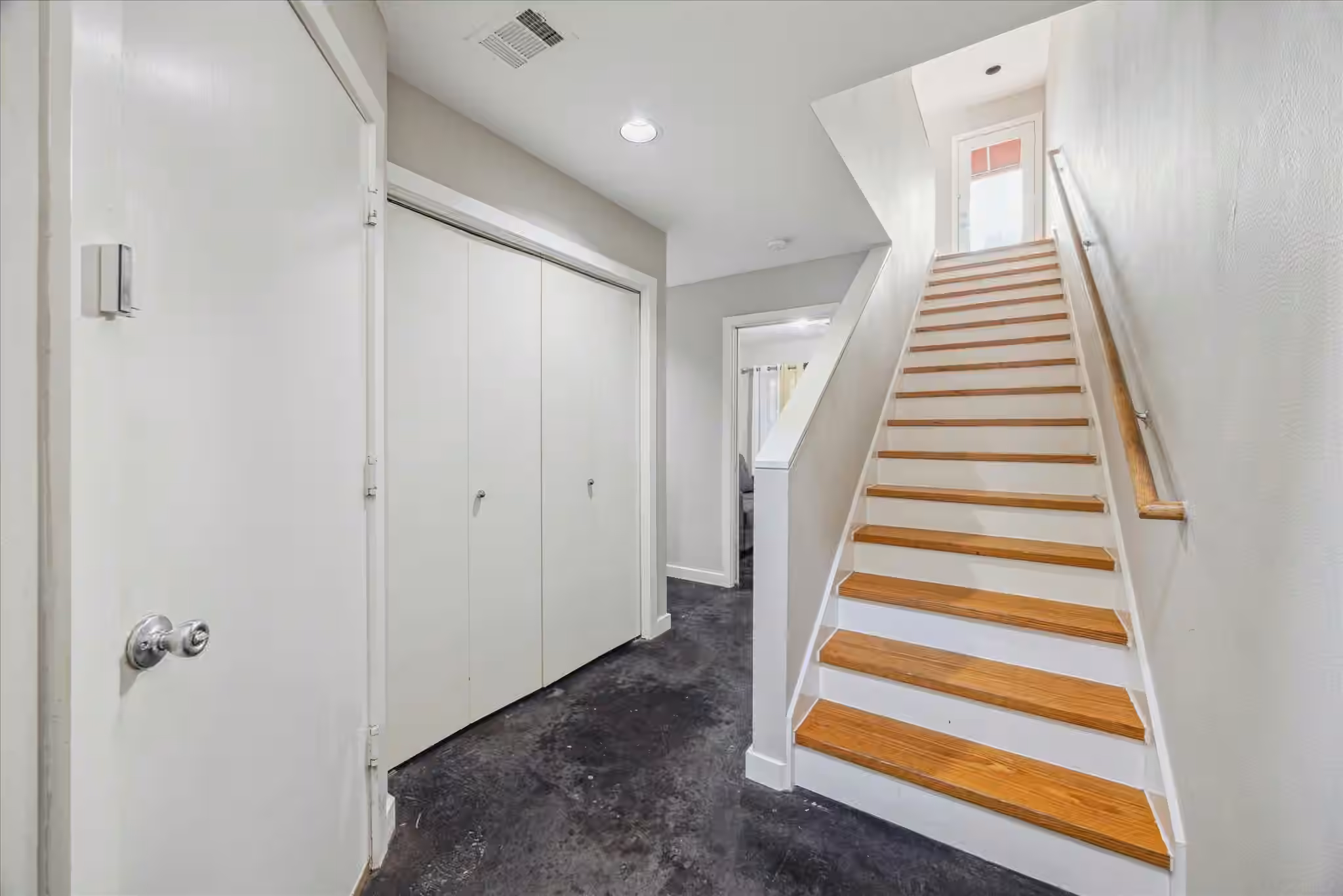 Photo 2 of 6111 Gehring Street, Houston, TX