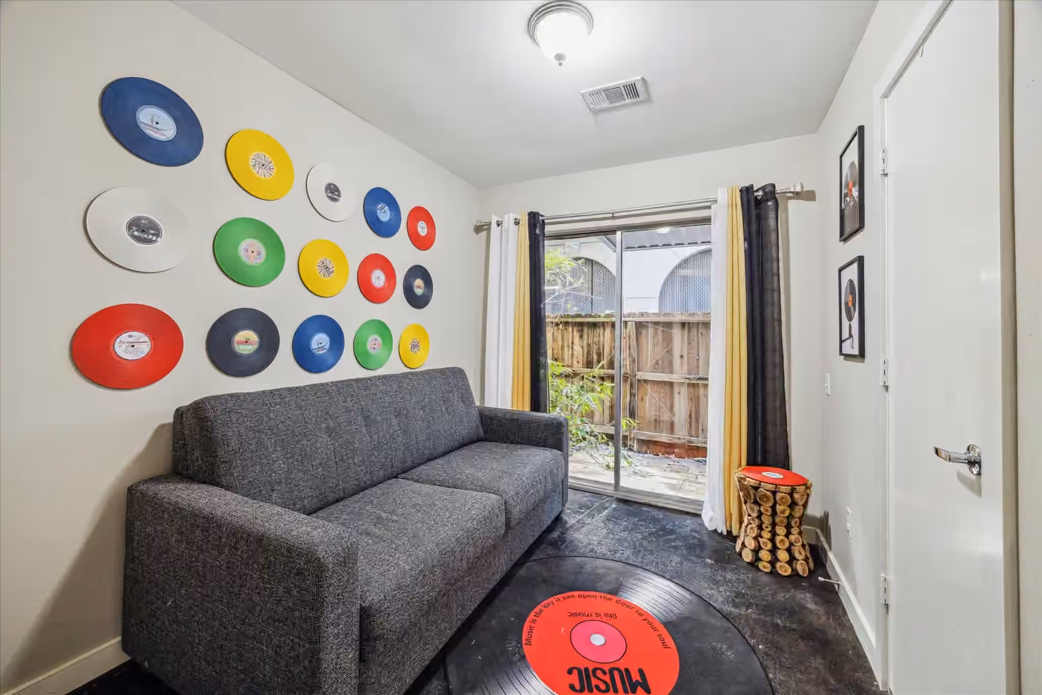 Photo 3 of 6111 Gehring Street, Houston, TX