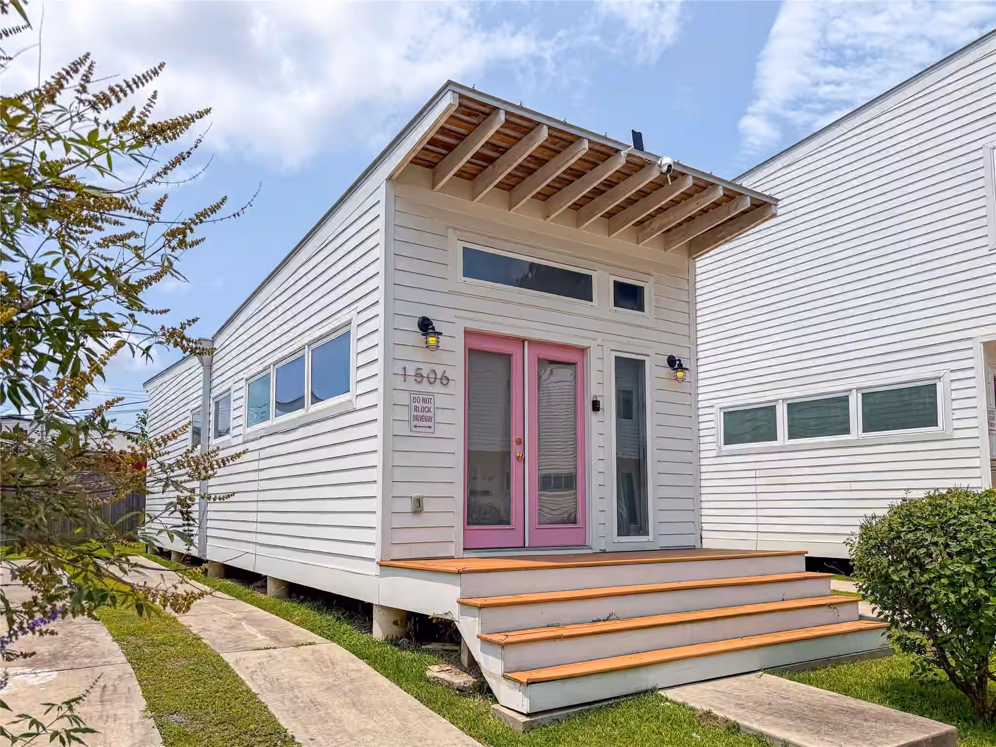 Photo 2 of 1506 Dumble Street, Houston, TX